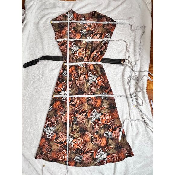 Vintage Safari Animal Print Short Sleeve Belted Midi Dress - Size S/M - Picture 5 of 5